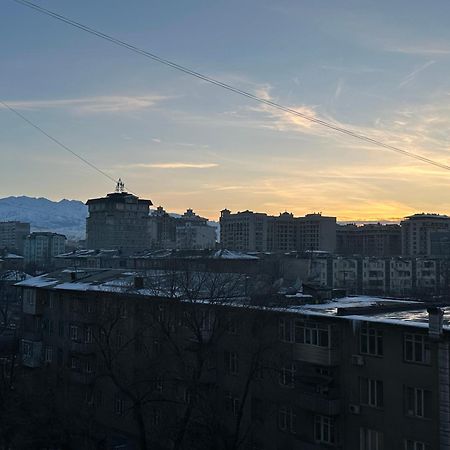 1-Room Apart. 21 On Usenbaeva 52 Near Eurasia Shopping Center Bishkek Luaran gambar