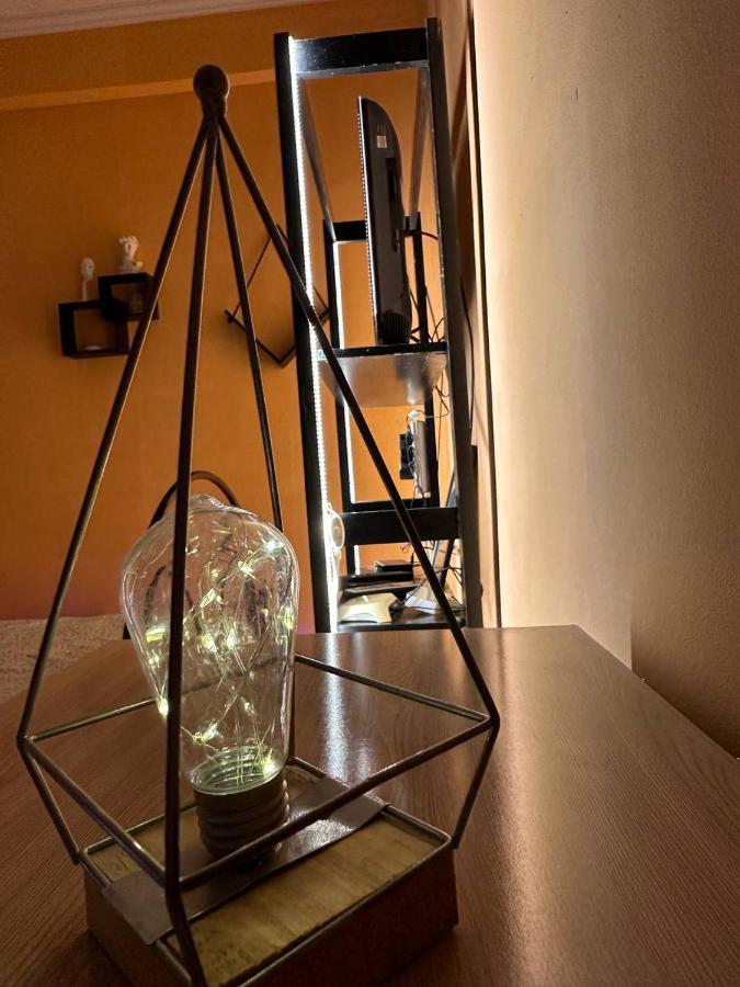 1-Room Apart. 21 On Usenbaeva 52 Near Eurasia Shopping Center Bishkek Luaran gambar